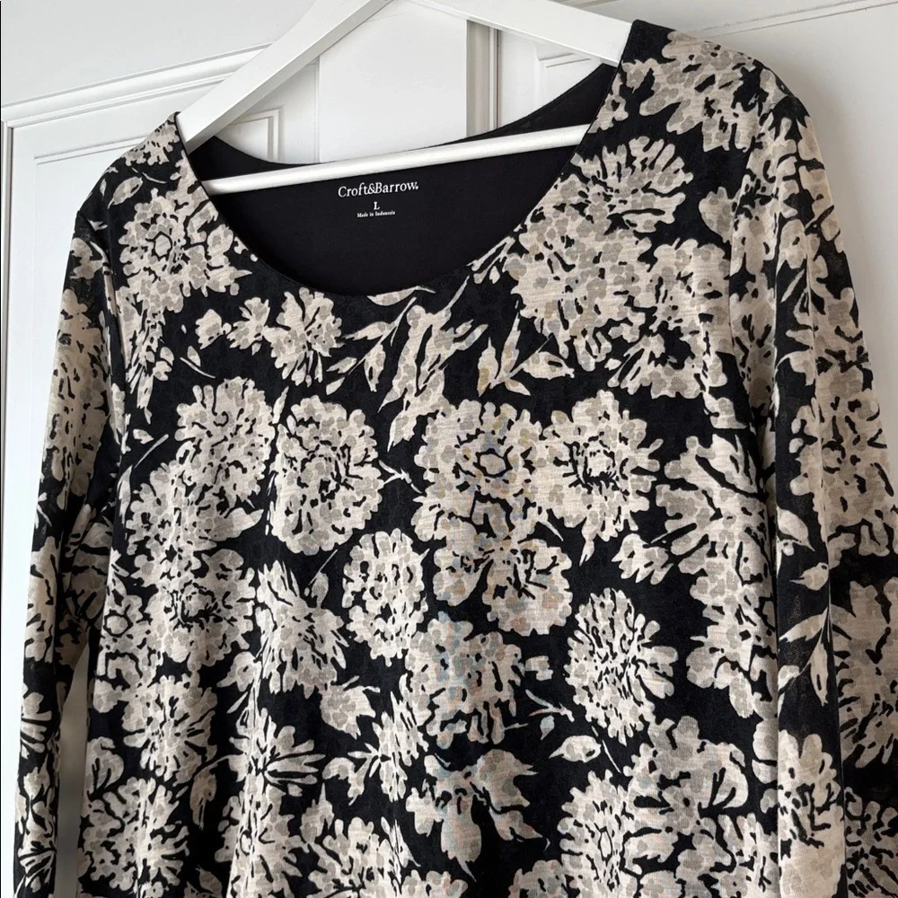 Y2K Croft & Barrow Floral Navy and Cream Top Blouse large - Picture 3 of 5